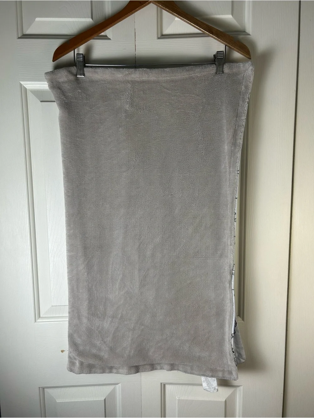 Disney Baby Winnie the Pooh Baby Blanket Tan White Piglet Clouds Star Dandelion